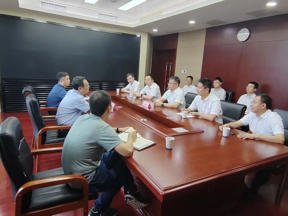 国家电投海南分公司与江西省能源局加快推进赣州市融合式能源大基地项目