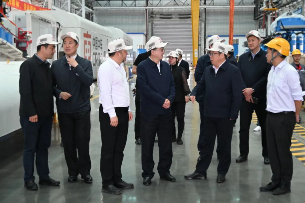 黑龙江省总工会党组书记、副主席栾志成一行莅临中车·嘉泽新能源装备制造基地项目